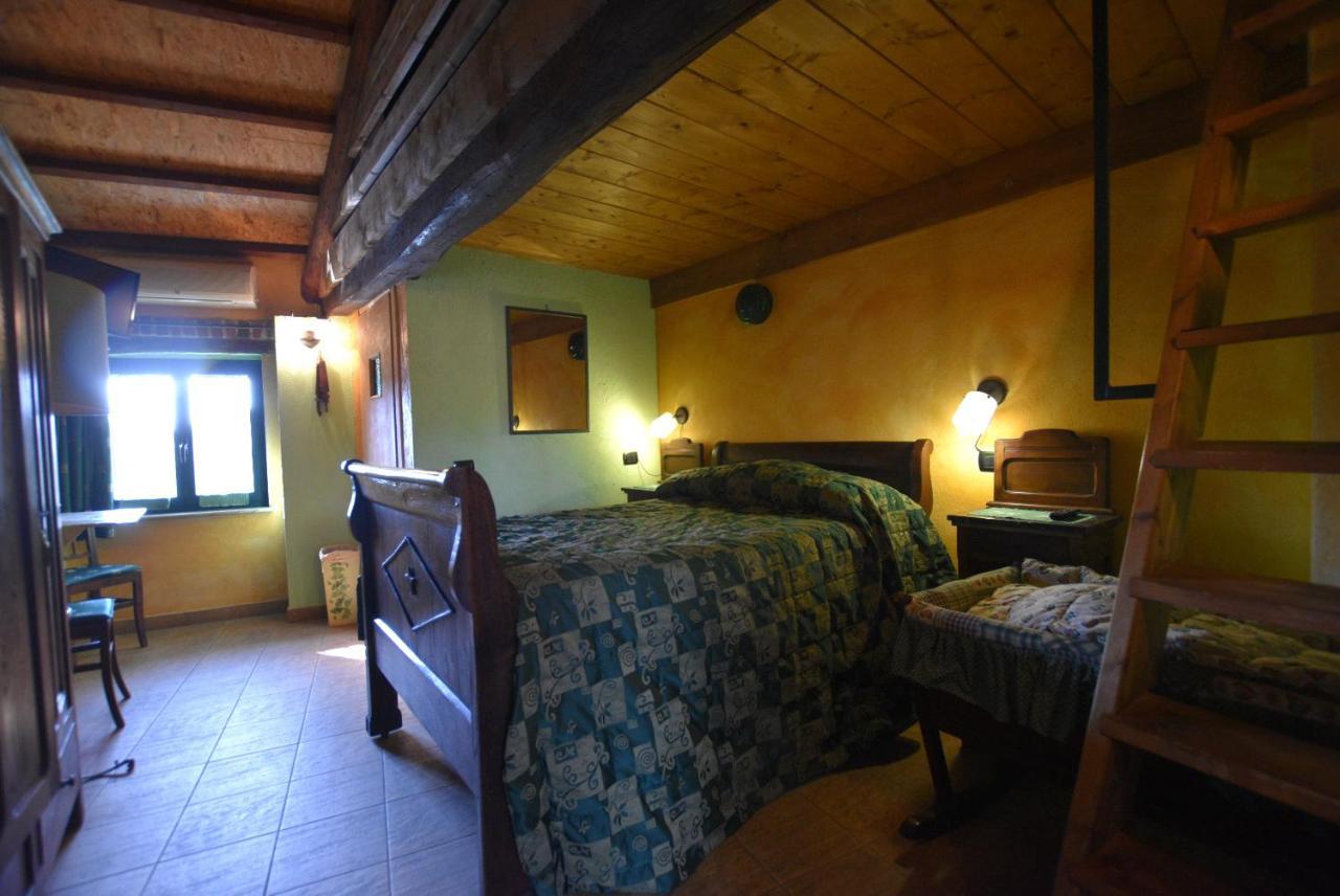 B&B Edera Castagnole Piemonte エクステリア 写真